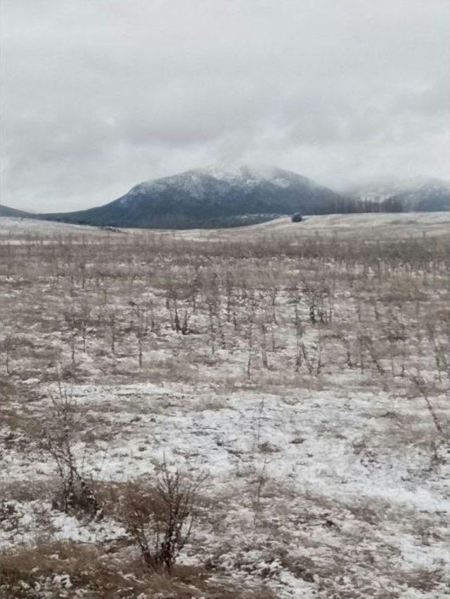 Eskişehir’in Yüksek Kesimlerine Kar Yağdı