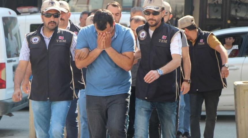 Fet&ouml;&rsquo;den G&ouml;zaltına Alınan Hava Astsubayları Adliyede