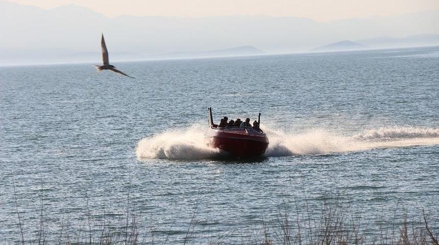 Beyşehir&rsquo;de Adrenalin Tutkunlarının &ldquo;jetboat&rdquo; Heyecanı