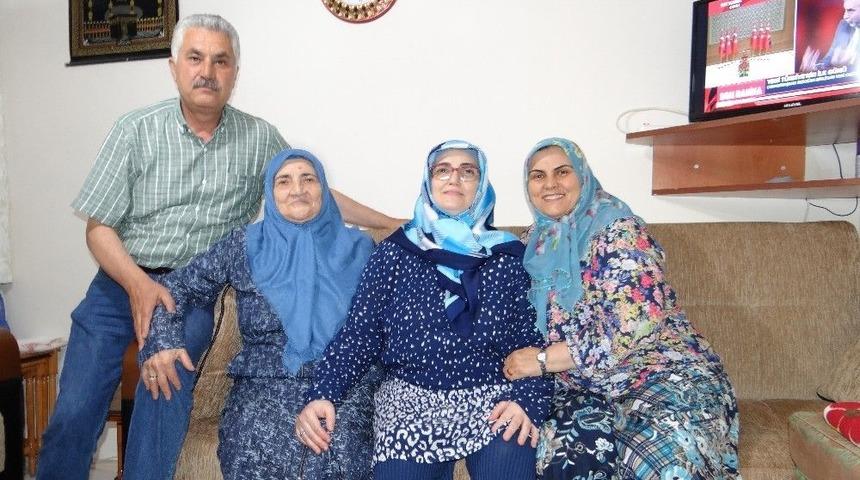 Bakan D&ouml;nmez&rsquo;in Baba Evinde Sevin&ccedil; Hakim