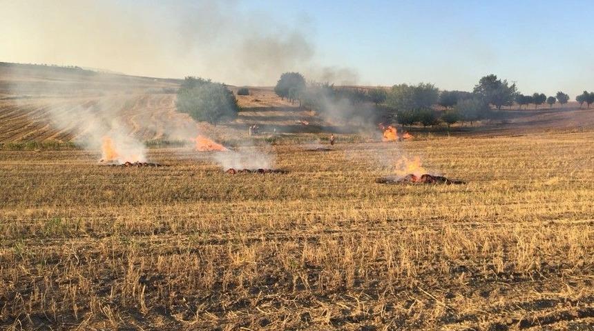 Jandarma Ekipleri Anız Yakan Şahıslara G&ouml;z A&ccedil;tırmıyor