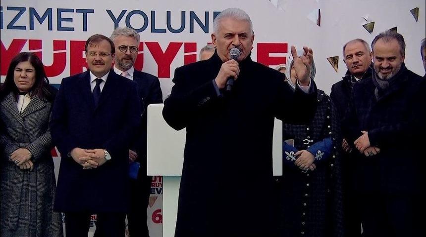 Başbakan Yıldırım Bursa&rsquo;da Coşkulu Kalabalığa Seslendi
