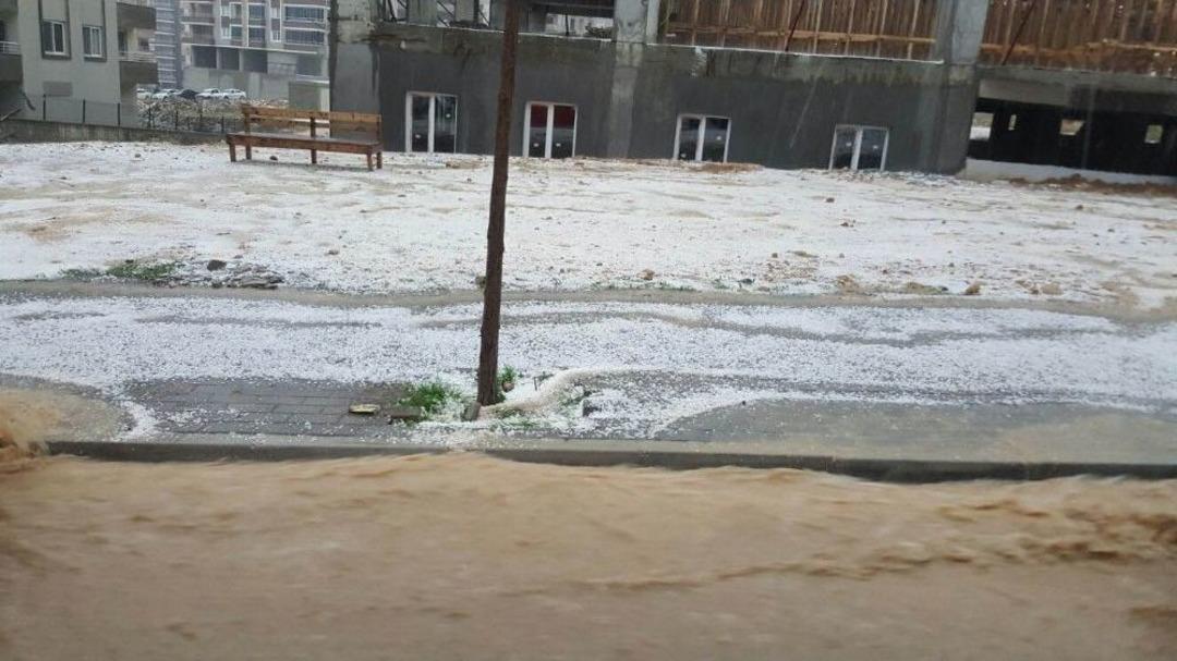 Osmaniye&rsquo;de Dolu Etrafı Beyaza B&uuml;r&uuml;d&uuml;