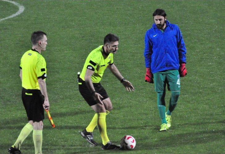 Adana Demirspor - İstanbulspor Karşılaşması Yarıda Kaldı G1