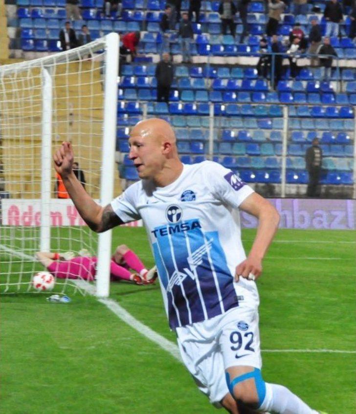 Adana Demirspor - İstanbulspor Karşılaşması Yarıda Kaldı G4