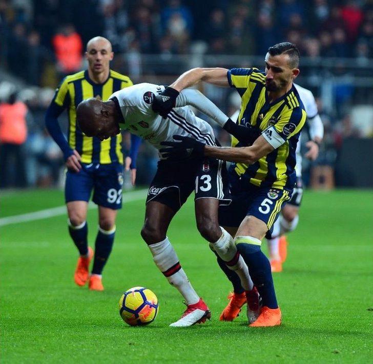 Spor Toto Süper Lig: Beşiktaş: - Fenerbahçe: 1 (ilk Yarı) G2
