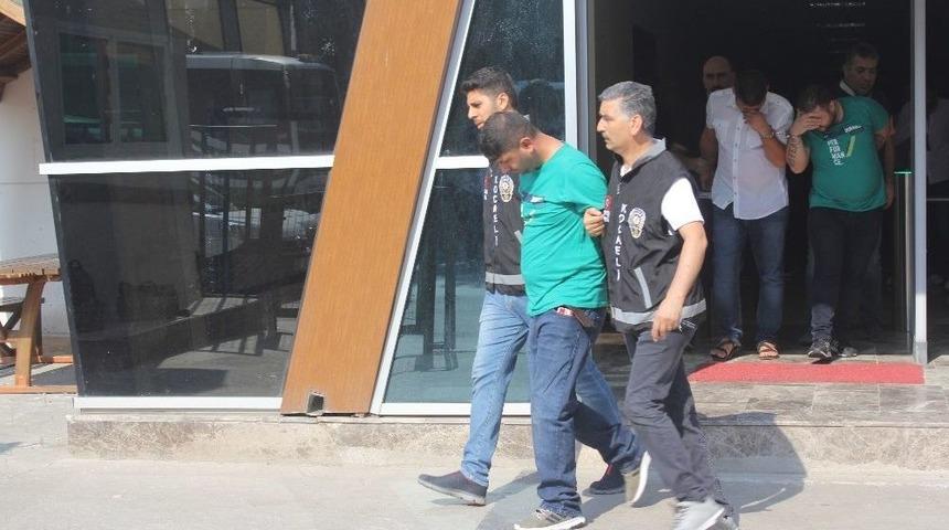 &Ccedil;aldıkları Paralarla Antalya&rsquo;da Tatile Giden Hırsızlar, D&ouml;n&uuml;ş Yolunda Yakalandı