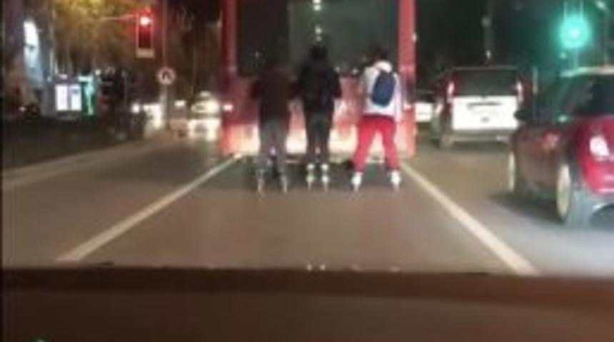 Patenci &Ccedil;ocukların Trafikte Tehlikeli Yolculuğu