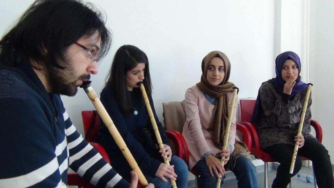 Kurslar Devam Ediyor