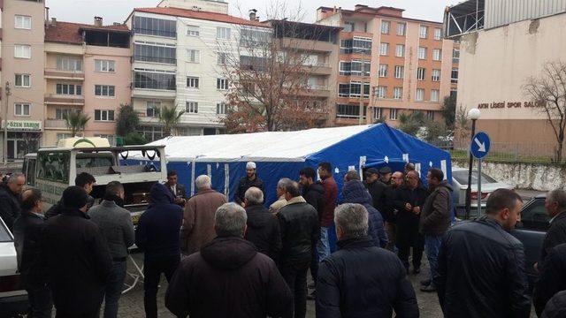 Buldan Belediyesi İlçede Taziye Çadırı Uygulaması Başlattı