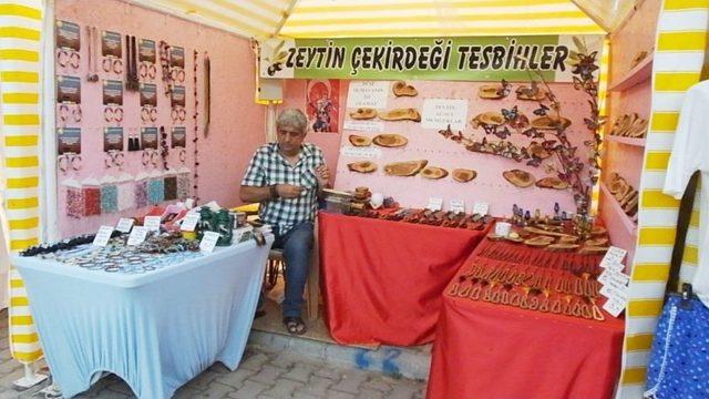 Balıkesir’de Zeytin Atıkları Maharetli Ellerde Sanat Eseri Oldu