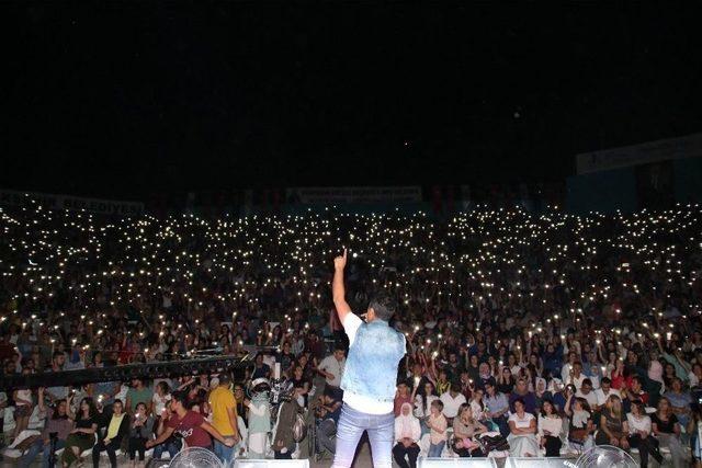 İlyas Yalçıntaş’la Akşehir’de Romantik Gece