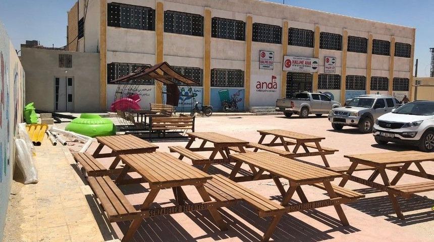 Şehzadeler El-bab Yetimlerinin Y&uuml;z&uuml;n&uuml; G&uuml;ld&uuml;rd&uuml;