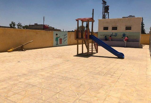 Şehzadeler El-bab Yetimlerinin Y&uuml;z&uuml;n&uuml; G&uuml;ld&uuml;rd&uuml; 1