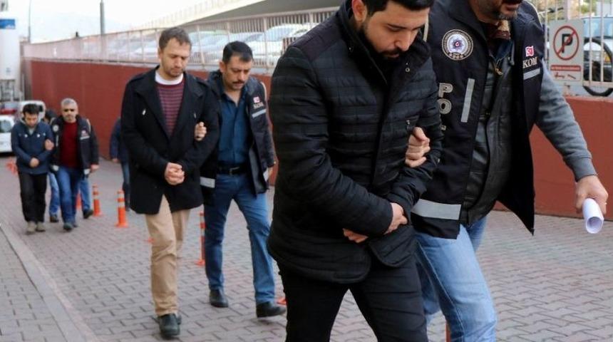 Fet&ouml;&rsquo;ye Finans Desteği Sağlayan 8 Esnaftan 4&rsquo;&uuml; Adliyeye Sevk Edildi