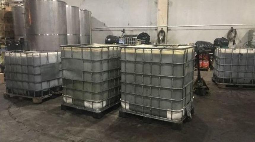 Denizli&rsquo;de 8 Bin 50 Litre Ka&ccedil;ak Akaryakıt Ele Ge&ccedil;irildi