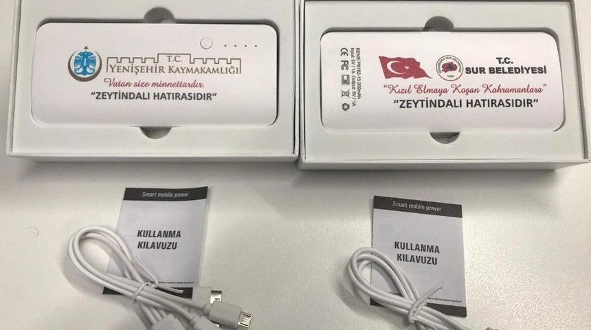 Sur Ve Yenişehir Belediyelerinden G&uuml;venlik G&uuml;&ccedil;lerine &lsquo;powerbank&rsquo;