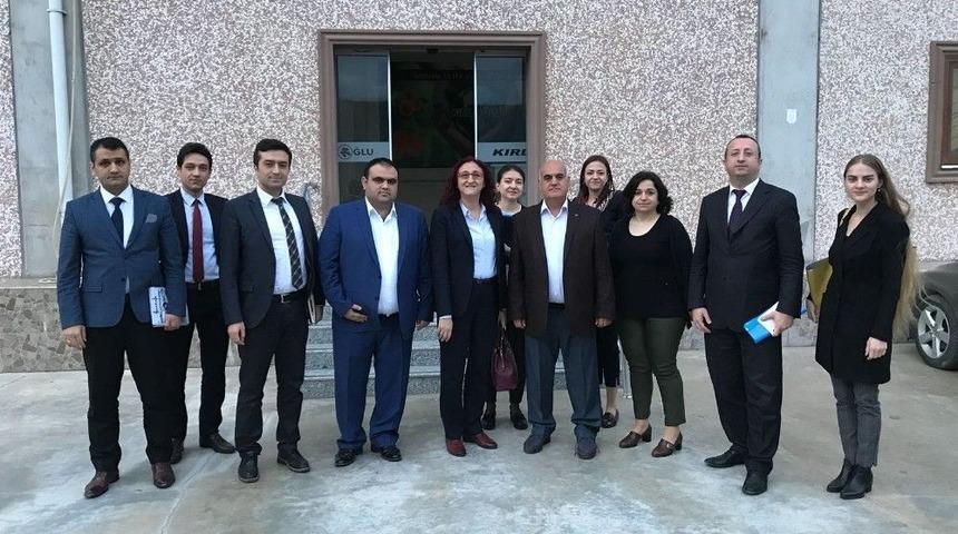 Ekonomi Bakanlığı İhracatı Artırmak Sahaya İndi