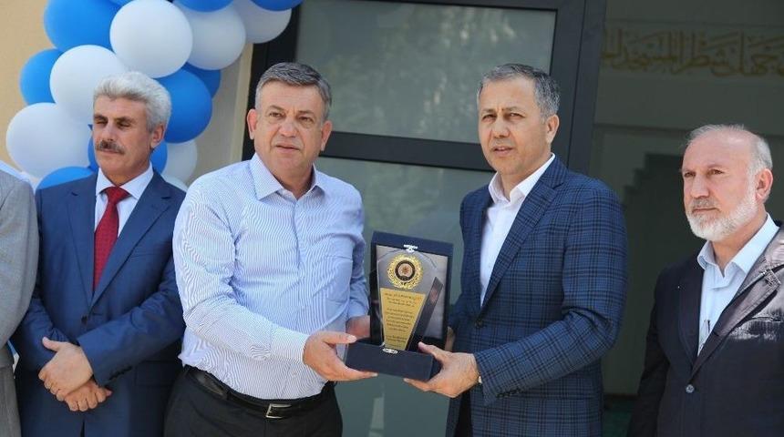 Erdemoğlu Ailesinden Emniyete Mescit