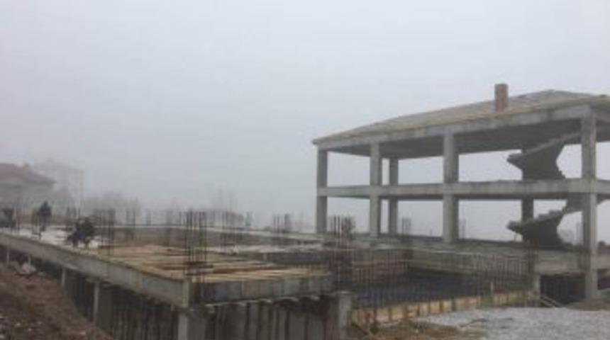 Altıntaş&rsquo;ta Y&uuml;zme Havuzu Bu Yaz Hizmete Girecek