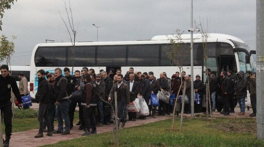 Dev Akaryakıt Ka&ccedil;ak&ccedil;ılığı Operasyonunda 60 Kişi Adliyeye Sevk Edildi