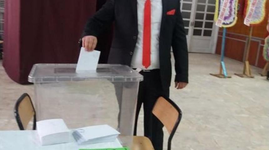 Simav Bakkallar Ve Esnaf Odası Başkanlığı&rsquo;nda G&ouml;rev Devri