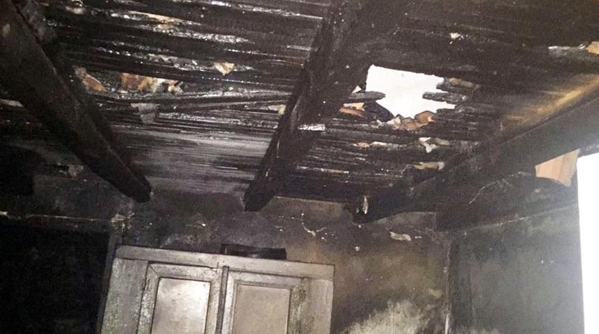 Dokuzçam’da Ev Yangını