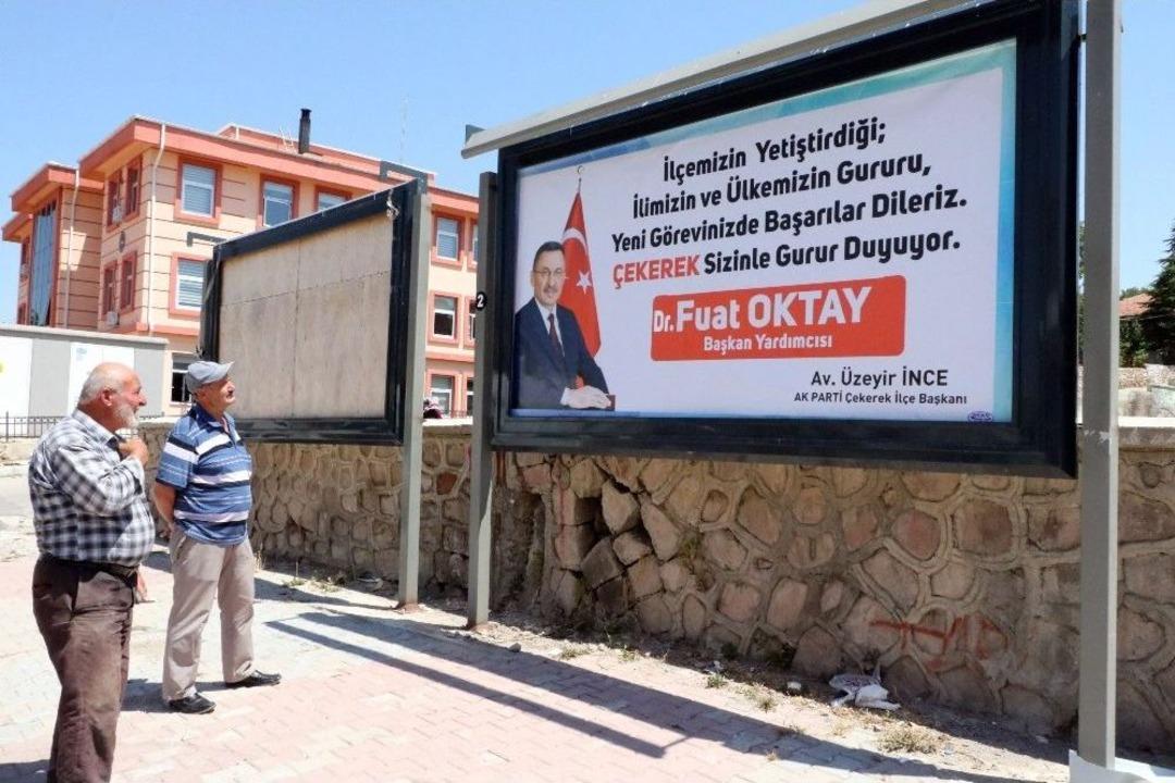 Fuat Oktay&rsquo;ın Cumhurbaşkanlığı Yardımcılığı Memleketinde Sevin&ccedil;le Karşılandı