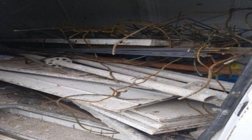 İnşaat İskelesini Bile &Ccedil;almışlar