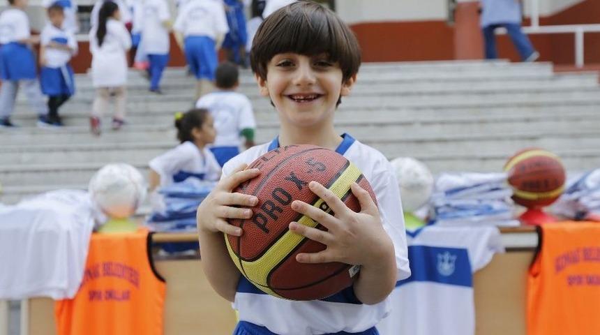 Konak Sporla Gelişiyor