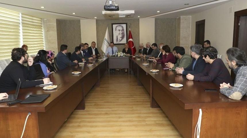 Başkan Aşut: "teknoloji D&uuml;nyanın Merkezine Oturdu"