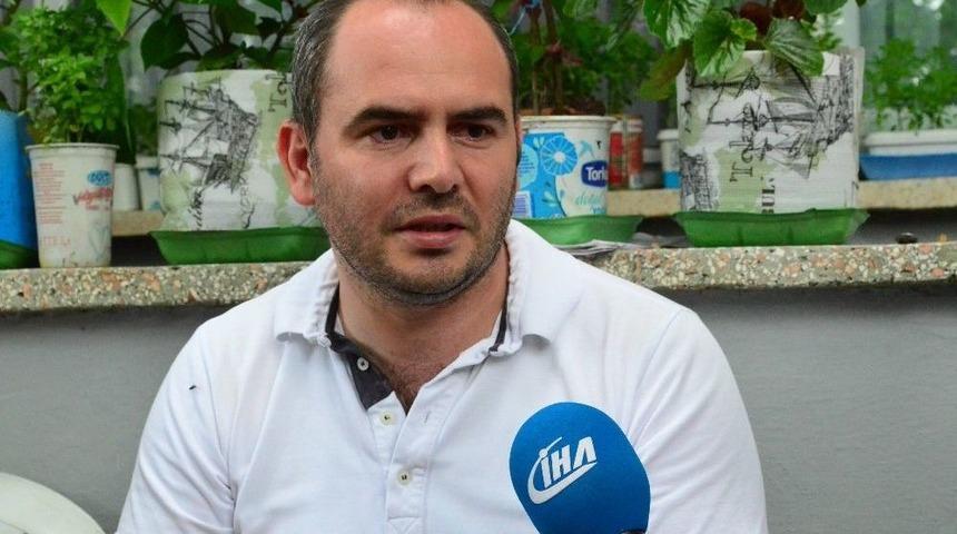 Elinde Bebeğinin Tabutuyla Y&uuml;rekleri Yakan Acılı Baba: "canımız Yandı"