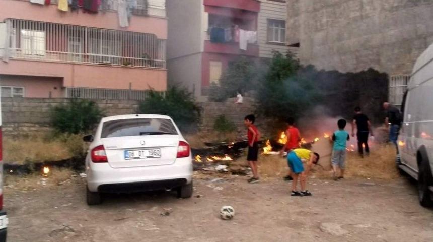 Siirt’te Çocukların Müdahalesi Aracı Yanmaktan Kurtardı