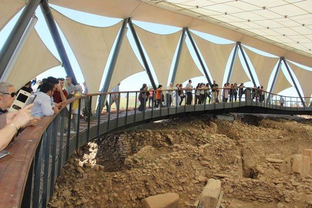 Göbeklitepe’nin Tanıtımıyla Türkiye’nin Turizmine Katkı Sağlanacak