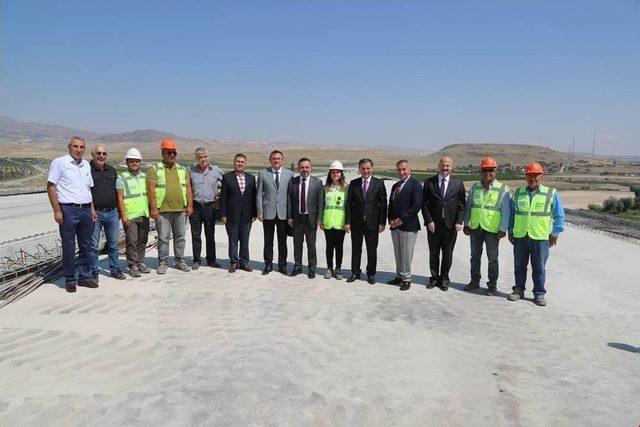 Yenikent-temelli Yolu 2019&rsquo;da A&ccedil;ılacak 1