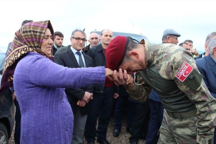 Şehit Ailelerinden Mehmetçiğe Destek G2