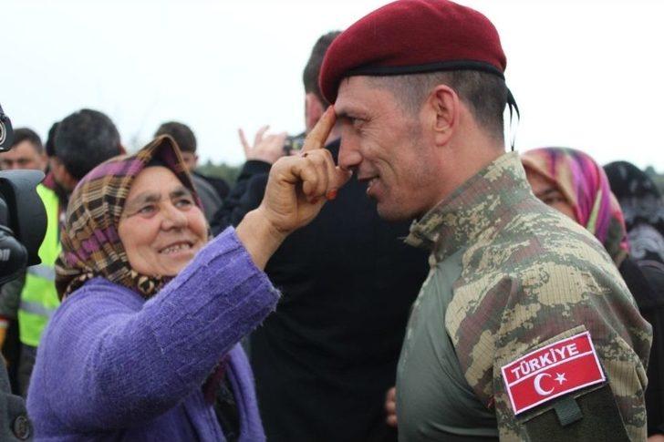 Şehit Ailelerinden Mehmetçiğe Destek G4