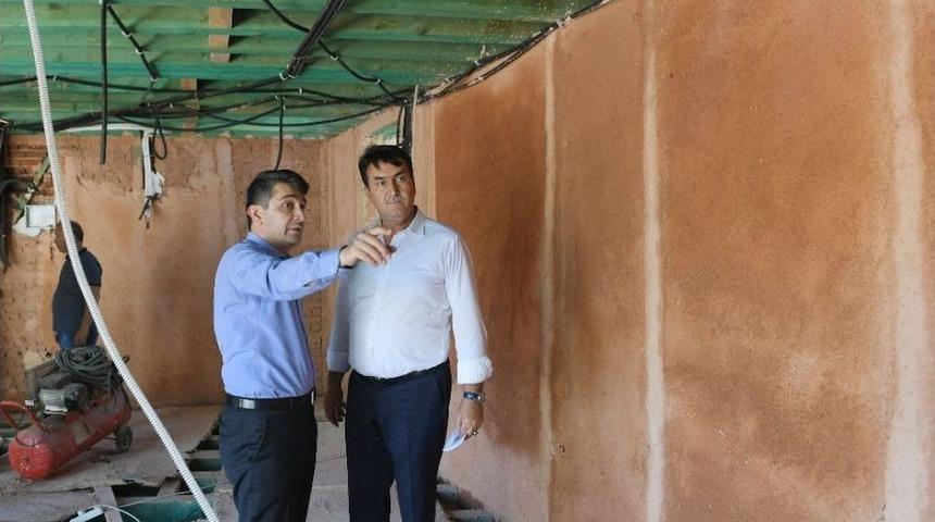 Tarihi Yapılar Geçmişten Geleceğe Taşınıyor