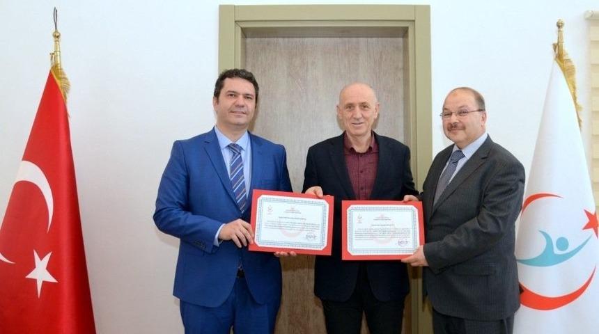 Eskişehir İl Sağlık M&uuml;d&uuml;rl&uuml;ğ&uuml; Projelerine İki &Ouml;d&uuml;l Birden