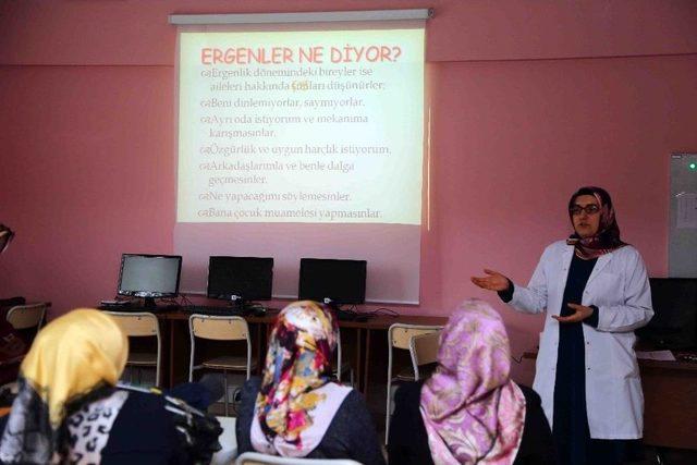 Aileler, “mavi Balina”ya Karşı Uyarıldı