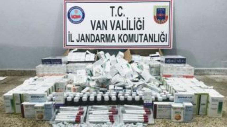 İran&rsquo;a G&ouml;t&uuml;r&uuml;lmek İstenen 995 Paket İla&ccedil; Ele Ge&ccedil;irildi