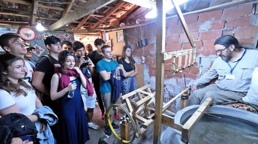 &Ouml;ğrencilerin İpek Yolculuğu