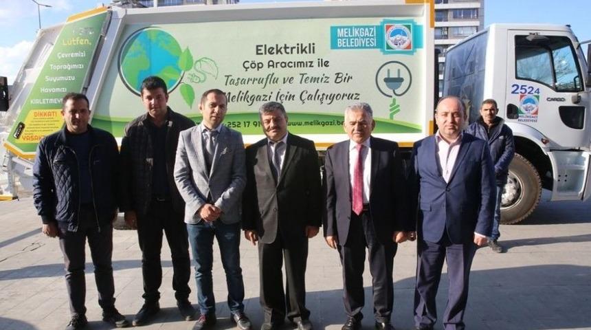 Melikgazi&rsquo;de G&uuml;r&uuml;lt&uuml;s&uuml;z &Ccedil;&ouml;p Hizmeti