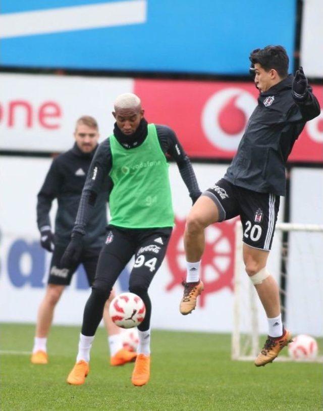 Beşiktaş, Fenerbah&ccedil;e Hazırlıklarına Başladı 1