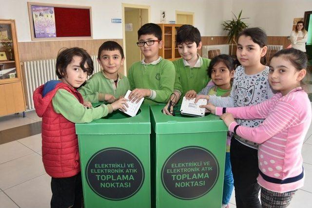 Kocasinan&rsquo;da Okullar &Ccedil;evre İ&ccedil;in Yarışıyor 2