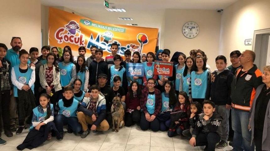 Melikgazi &Ccedil;ocuk Meclisi &Uuml;yelerine &lsquo;uygulamalı Sivil Savunma&rsquo; Eğitimi