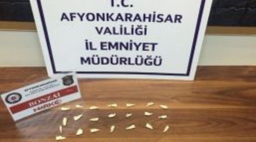 Ş&uuml;phe &Uuml;zerine Durdurulan Ara&ccedil;tan Bonzai Maddesi &Ccedil;ıktı