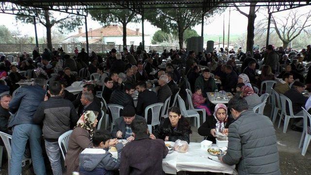 Geleneksel Keşkek Hayrında Afrin Şehitleri İçin Dua Edildi