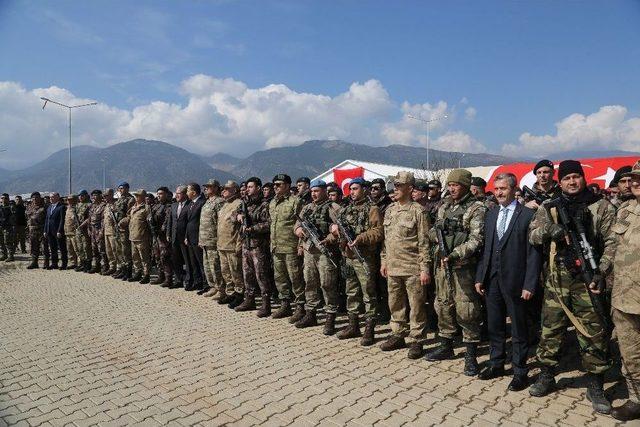 Başkan Tahmazoğlu, Mehmetçiği Yalnız Bırakmadı