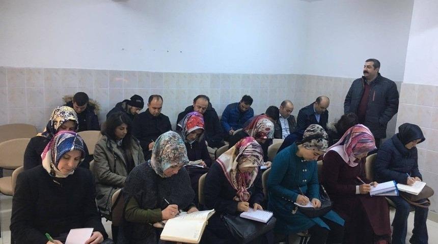 Akdağmadeni’nde Uygulamalı Girişimcilik Eğitimi Verildi